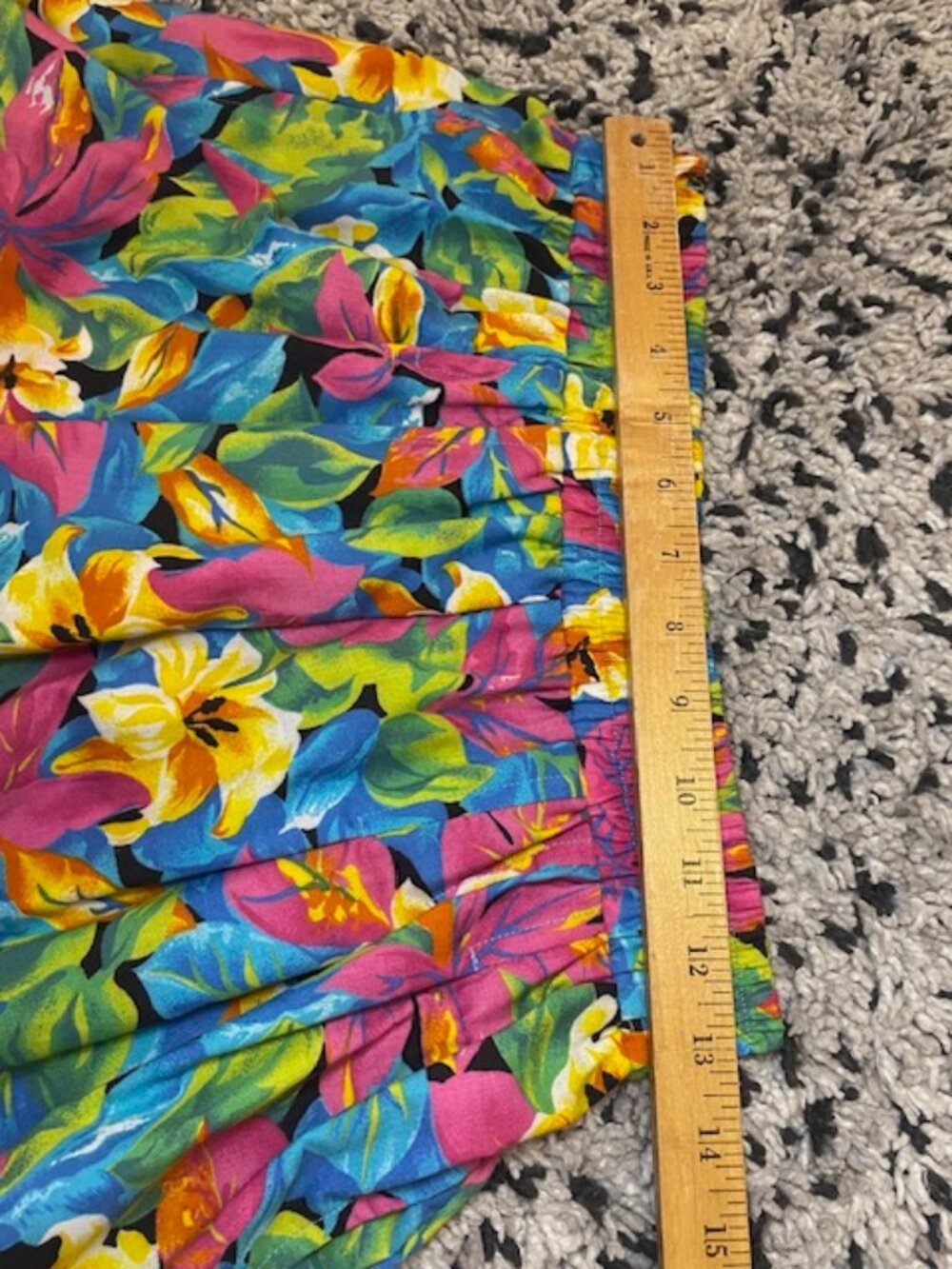 VTG 80's retro shorts and Shirt Set Floral loud colours. Marsh Mallow Med baggy - Picture 14 of 16